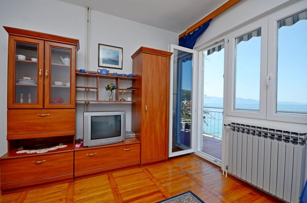 Apartment Ksenija Drvenik  Exterior photo