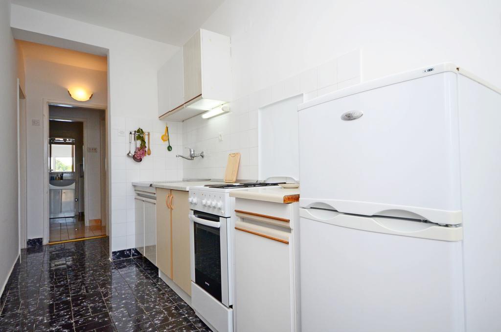 Apartment Ksenija Drvenik  Exterior photo