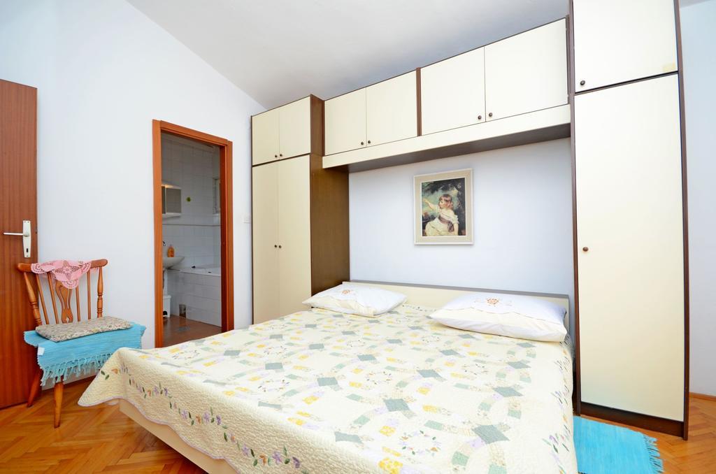 Apartment Ksenija Drvenik  Exterior photo