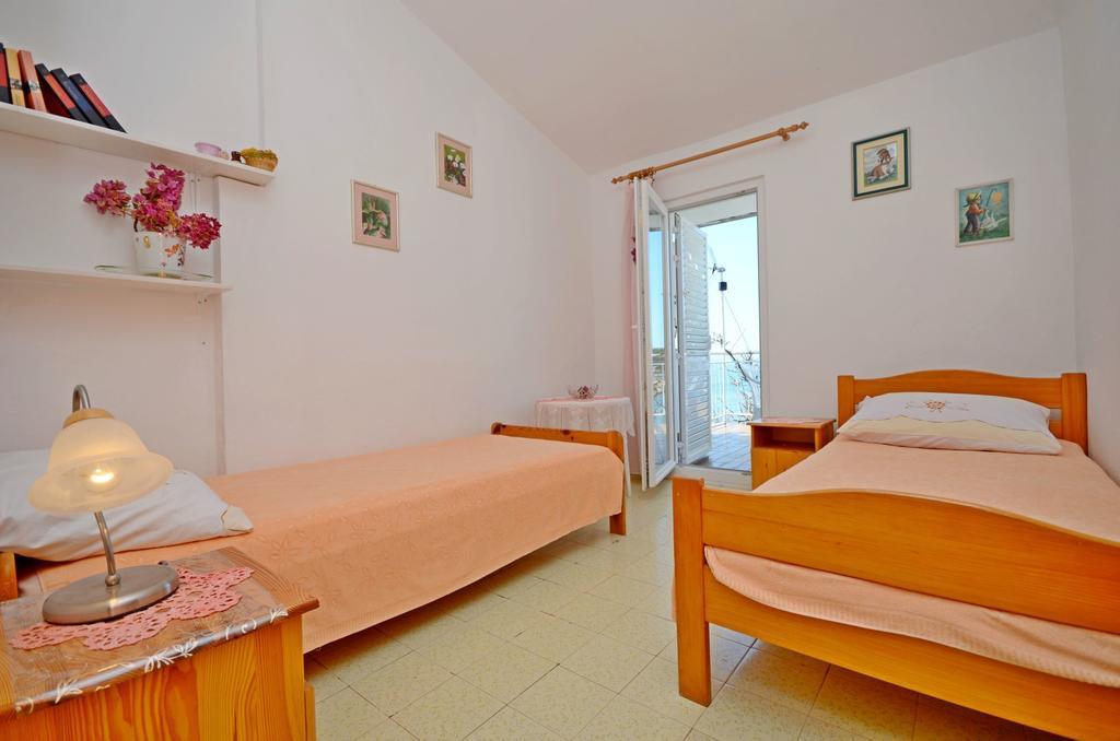 Apartment Ksenija Drvenik  Exterior photo